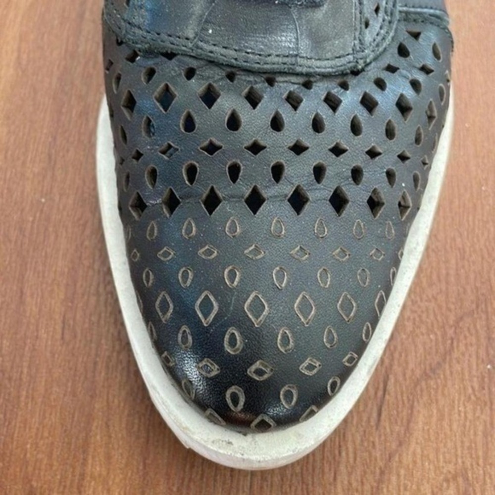 Miista Perforated Leather Oxfords Lace Up Shoes White Sole‎ Black Casual - Picture 4 of 5
